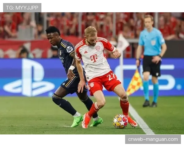 拜仁莱默尔脚后跟破门,开场11分钟打破僵局 拜仁莱默尔脚后跟破门,开场11分钟打破僵局