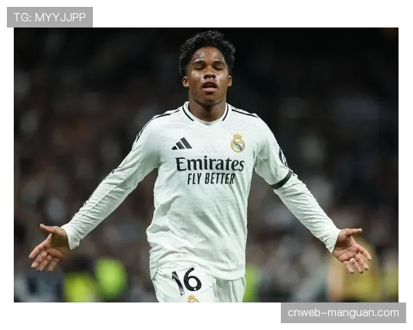 恩德里克过人9次成功，里昂主场气势如虹